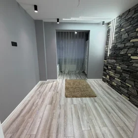 In Baku 80.0 m² apartment is for sale - Image 8