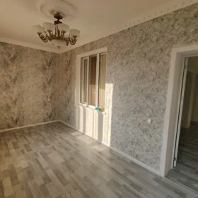 In Baku 210.0 m² house with 6.0 rooms is for sale - Image 4