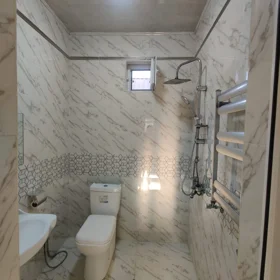In Baku 210.0 m² house with 6.0 rooms is for sale - Image 10