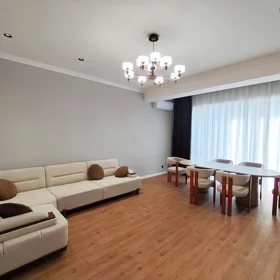 In Baku 146.0 m² apartment is for rent - Image 4