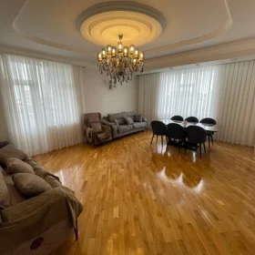 In Səbail rayonu 145.0 m² apartment is for rent - Image 3