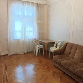In Baku 100.0 m² apartment is for rent - Image 4