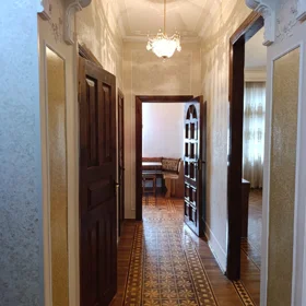 In Baku 100.0 m² apartment is for rent - Image 8