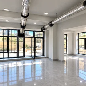In Baku 100.0 m² commercial is for sale - Image 2