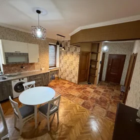 In Baku 110.0 m² apartment is for sale - Image 6
