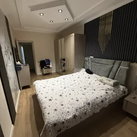 In Baku 129.0 m² apartment is for sale - Image 4