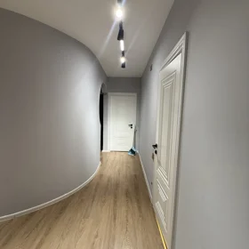 In Baku 129.0 m² apartment is for sale - Image 6