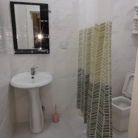 In Baku 48.0 m² apartment is for rent - Image 8