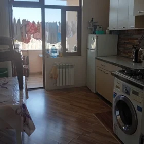 In Baku 70.0 m² apartment is for sale - Image 5