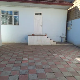In Binəqədi rayonu 80.0 m² house with 3.0 rooms is for sale - Image 8