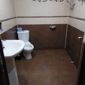 In Khirdalan 80.0 m² apartment is for rent - Image 7