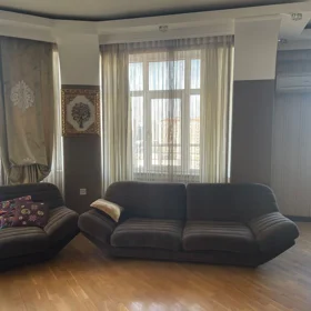 In Xətai rayonu 160.0 m² apartment is for rent - Image 4