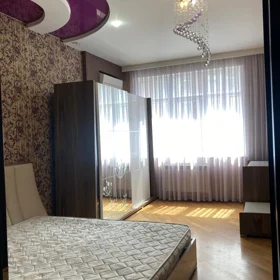 In Baku 150.0 m² apartment is for rent - Image 3