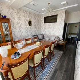In Binəqədi rayonu 75.0 m² apartment is for sale - Image 4