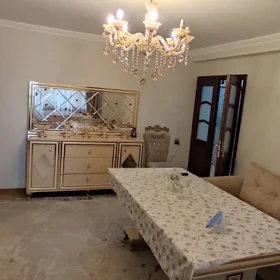 In Baku 100.0 m² apartment is for sale - Image 6