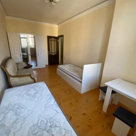In Baku 81.0 m² apartment is for rent - Image 5