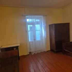 In Baku 76.0 m² house with 2.0 rooms is for rent