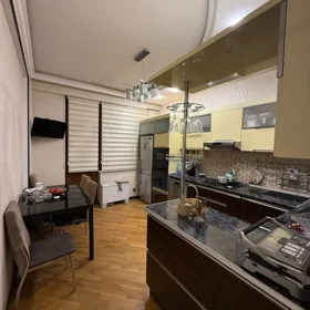 In Baku 100.0 m² apartment is for rent - Image 10