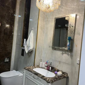 In Baku 110.0 m² apartment is for rent - Image 4