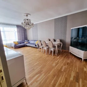 In Səbail rayonu 96.0 m² apartment is for rent - Image 3