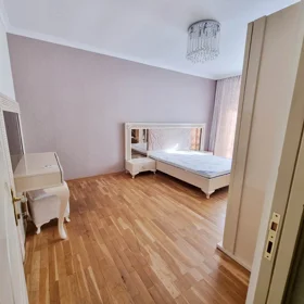 In Səbail rayonu 96.0 m² apartment is for rent - Image 8