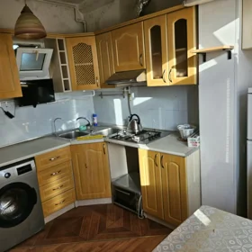 In Baku 70.0 m² apartment is for rent - Image 7