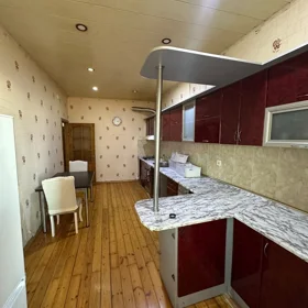 In Baku 100.0 m² apartment is for rent - Image 8