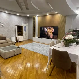In Baku 135.0 m² apartment is for sale - Image 4