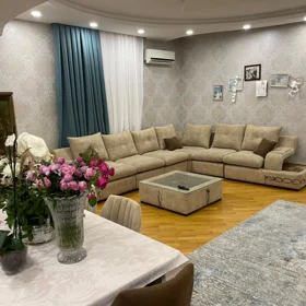 In Baku 135.0 m² apartment is for sale - Image 5