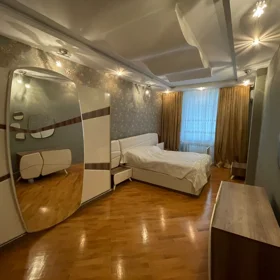 In Baku 135.0 m² apartment is for sale - Image 6