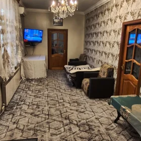 In Baku 120.0 m² house with 4.0 rooms is for sale - Image 5