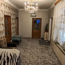 In Baku 120.0 m² house with 4.0 rooms is for sale - Image 6