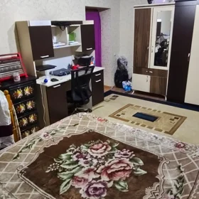 In Baku 120.0 m² house with 4.0 rooms is for sale - Image 9