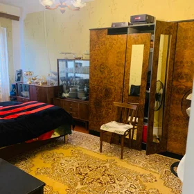 In Baku 100.0 m² apartment is for sale - Image 6