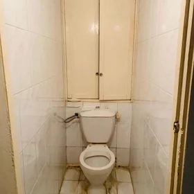 In Baku 100.0 m² apartment is for sale - Image 8