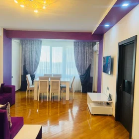 In Baku 80.0 m² apartment is for rent - Image 3