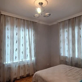 In Baku 110.0 m² house with 4.0 rooms is for sale - Image 10