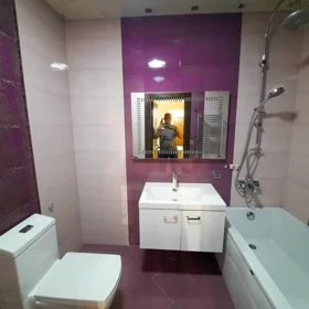 In Baku 110.0 m² apartment is for sale - Image 3