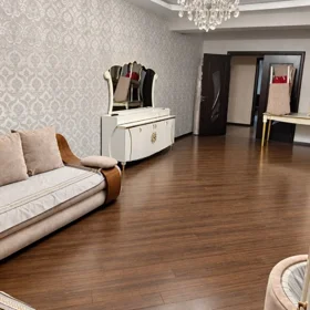 In Baku 120.0 m² apartment is for rent - Image 2