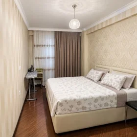 In Baku 120.0 m² apartment is for rent - Image 3