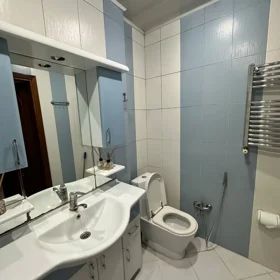 In Baku 130.0 m² apartment is for sale - Image 6