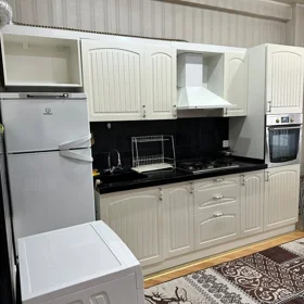 In Baku 130.0 m² apartment is for sale - Image 10