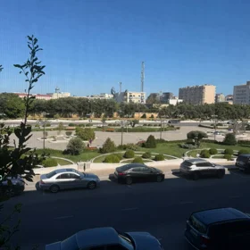 In Baku 70.0 m² apartment is for sale - Image 3