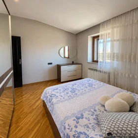 In Baku 81.0 m² apartment is for rent - Image 5