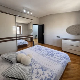 In Baku 81.0 m² apartment is for rent - Image 6