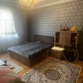 In nan 200.0 m² house with 4.0 rooms is for sale - Image 2