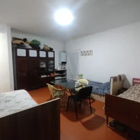 In Baku 35.0 m² house with 2.0 rooms is for sale - Image 5