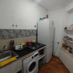 In Baku 35.0 m² house with 2.0 rooms is for sale - Image 7