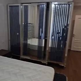 In Baku 136.0 m² apartment is for rent - Image 2