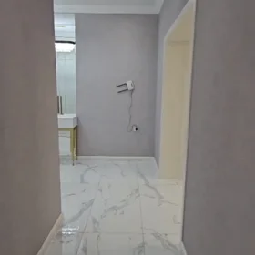 In Baku 136.0 m² apartment is for rent - Image 7